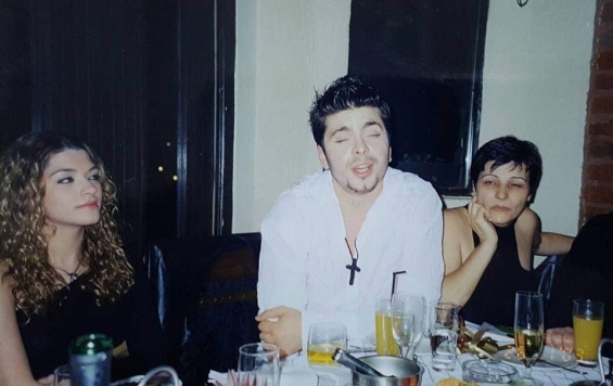 Денеска објавени досега невидени фотографии од Тоше Проески (ГАЛЕРИЈА)