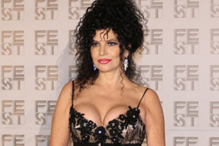 ФОТО: „Сакаш срце да ме удри“ – Лидија позираше во бикини, на 58 години има тело какво секој посакува