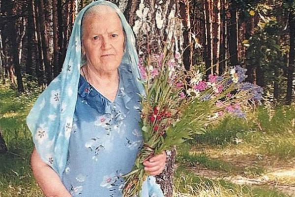 Руската билкарка Елена тврди: Овие три „плевели“ се дар од Бога, го лекуваат целото тело (рецепт)