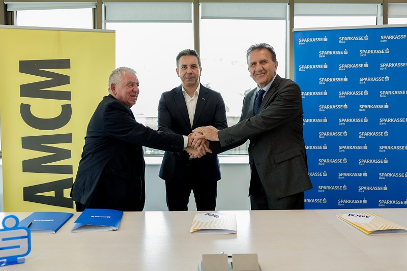 Уникатна кобрендирана картичка на пазарот – Шпаркасе Банка и АМСМ со многу бенефити за корисниците