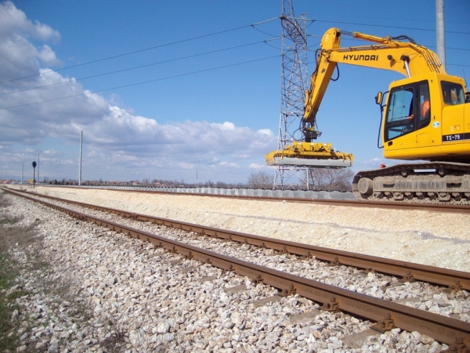 ЕБОР разгледува можност за заем од 175 милиони евра за Северна Македонија за доизградба на пругата кон Бугарија