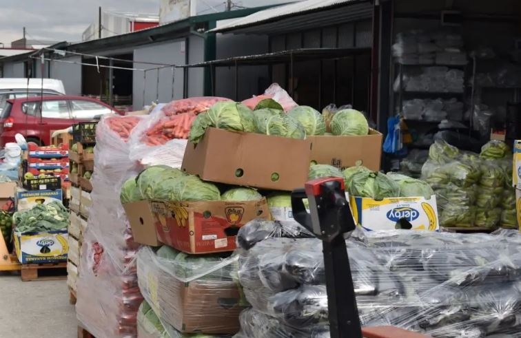 Драстично намалено градинарското производство во струмичко, трговците бараат килограм повеќе