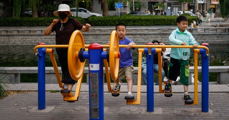 Кинеска компанија ќе им плати на вработените 126 милиони евра за да имаат деца