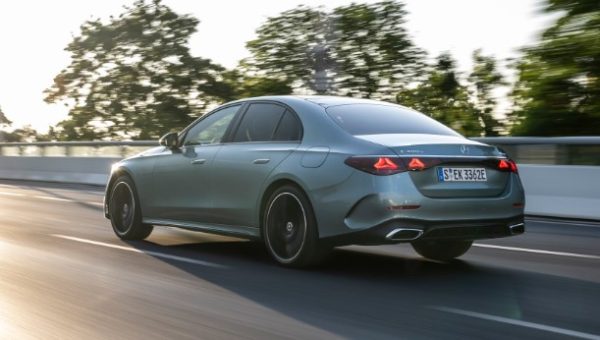 Mercedes E-Class hybrid (2023): Со подобрената хибридна моќност новиот E-Class се доближи до S-класата