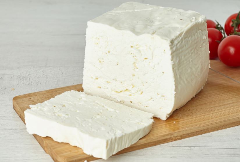 Cточарите веќе информираа преку медиумите дека наскоро ќе поскапе сирењето