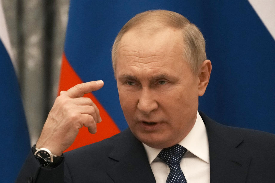 Путин: Се покажа дека ситуацијата во руската економија е подобра од прогнозите