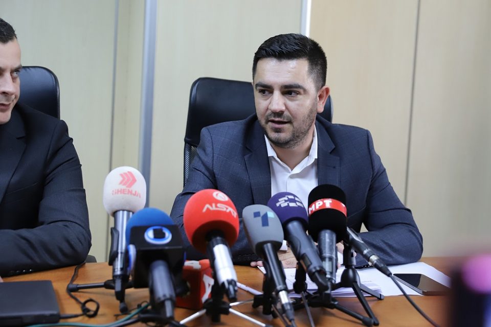 Бектеши: Од наредната недела намалени цени на пијалоците