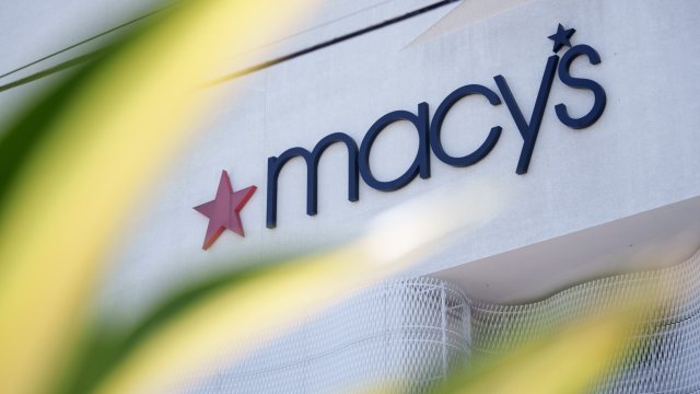 „Macy’s“ ги надмина очекувањата за профит