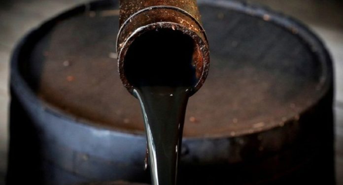 Најголем месечен пад на цената на нафтата годинава