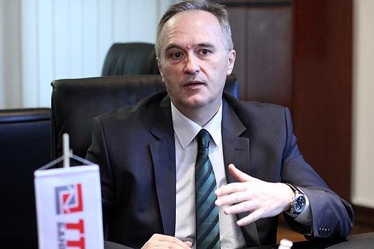 ПРВИОТ ЧОВЕК НА ТТК ДРАГОЉУБ АРСОВСКИ Е КУПУВАЧОТ НА 3.003 АКЦИИ НА БАНКАТА – еве колку плати за 0,3 отсто од капиталот