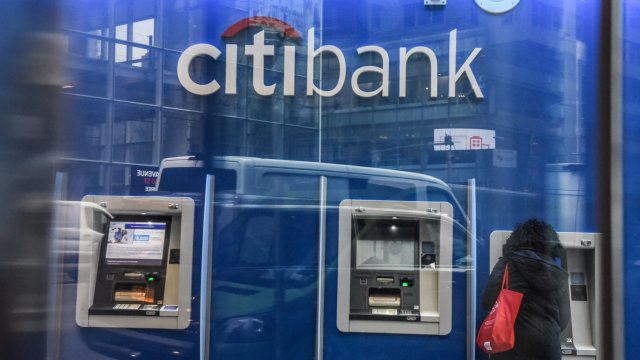 Профитот на „Citigroup“ останува стабилен пред масовното реструктуирање