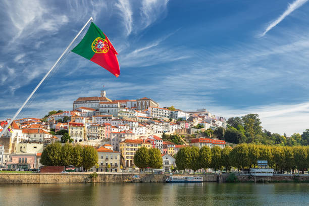 Крајот на „златните визи“ ја намали продажбата на домови во Португалија