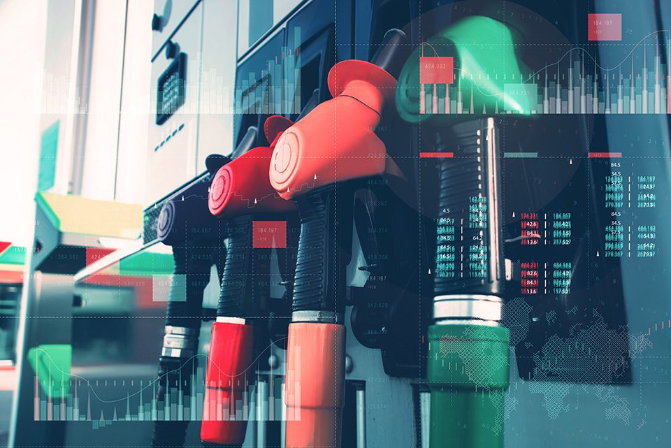 Бензините и дизелот со нови цени од полноќ