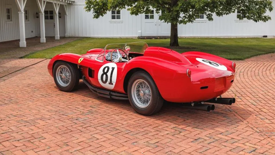 „Ферари“ од 1958 година може да достигне цена од 38 милиони долари