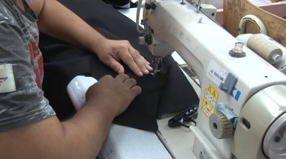 Паѓа производството и бројот на вработени во текстилниот сектор
