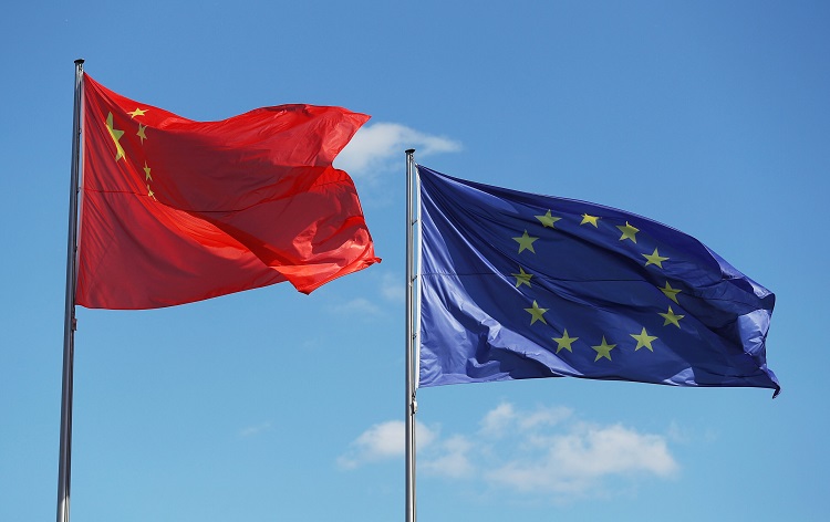 Лани трговскиот дефицит на ЕУ со Кина се намали за повеќе од 100 милијарди евра