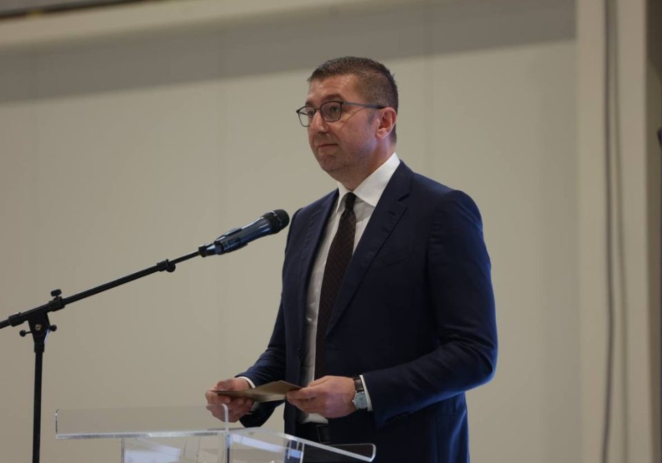 Премиерот Мицкоски утре во посета на граничниот премин Долно Блаце-Елез Хан, стартува One Stop Shop