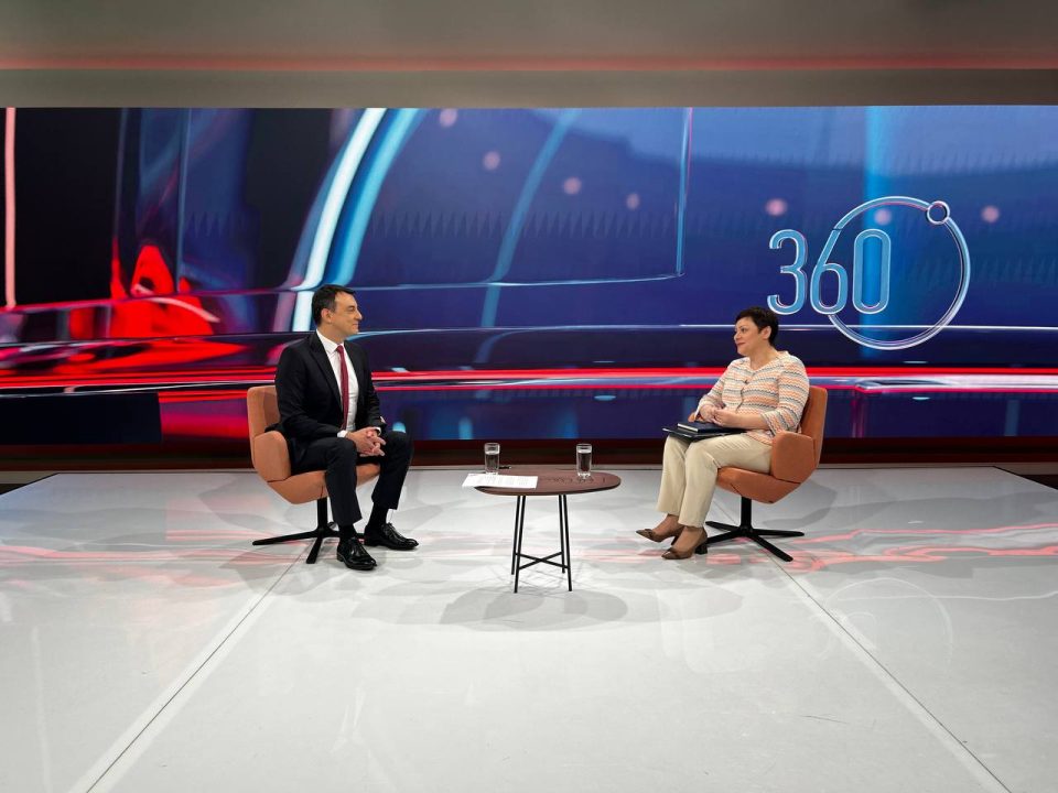 Димитриеска-Кочоска: Фискалнaта консолидација останува приоритет – првпат намален јавниот долг во првиот квартал од годината