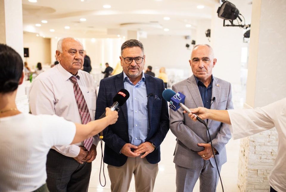 Ристески: Бизнис-секторот во Владата има партнер кој дава голема поддршка за развој на домашните компании