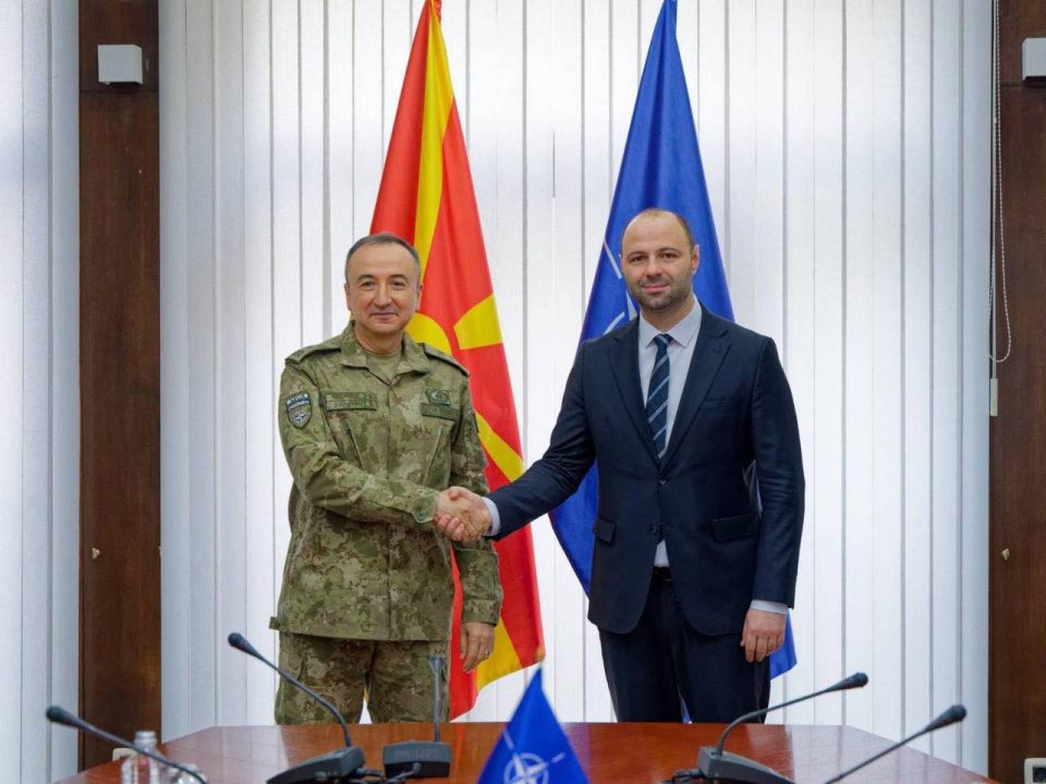 Мисајловски се сретна со новиот командант на КФОР во Косово: Македонија дава значаен придонес во зајакнувањето на регионалната стабилност и колективната безбедност во рамките на НАТО