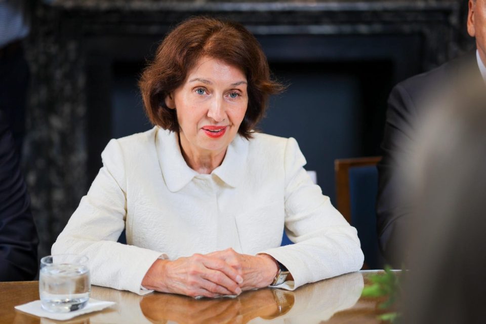 Сиљановска Давкова: Државниот обвинител треба да е бескомпромисен борец за почитување на законите и владеењето на правото