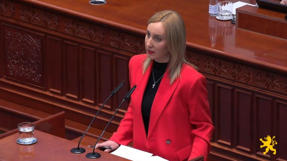 Арсова: Учеството на владината делегација во Давос беше можност Македонија да се позиционира на светската економска мапа и да ги презентира своите потенцијали