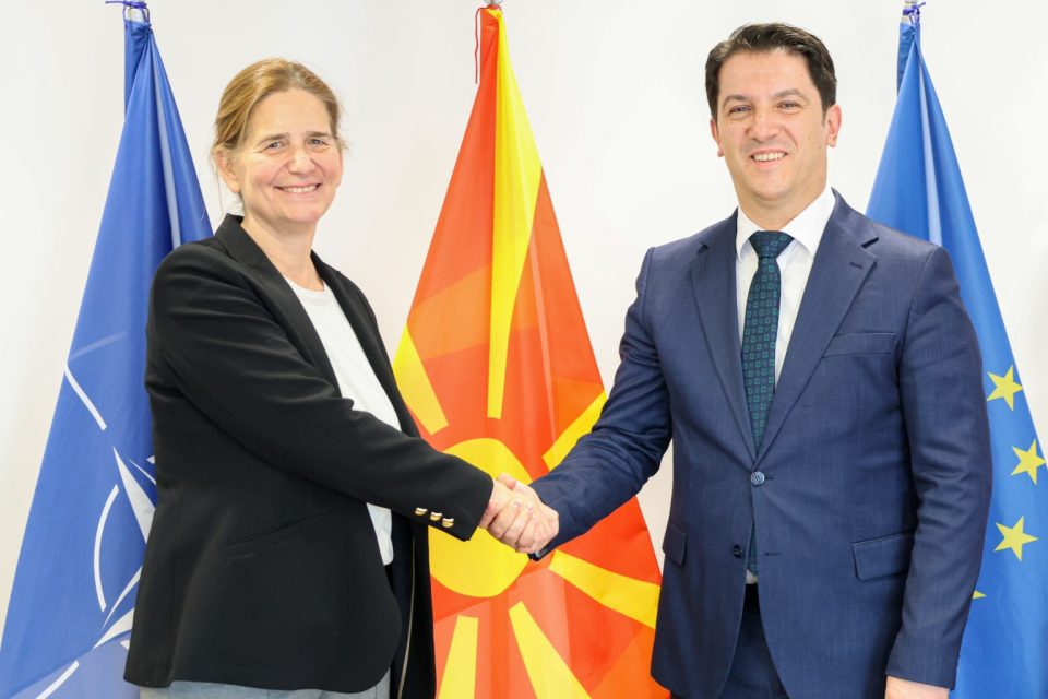 Средба на министерот Сали со грчката амбасадорка Филипиду