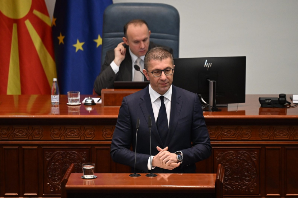 Мицкоски: Нема да има уставни измени без загарантираните права на Македонците во Бугарија и без гаранции дека нема да се соочуваме со блокади од субјективни причини
