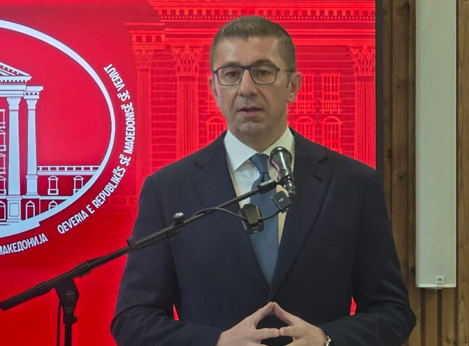 Мицкоски: Лидерите едногласни за укинување на Техничката влада и за законот за „Сејф сити“