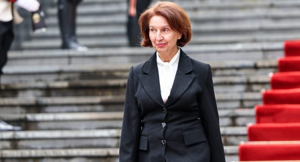 Сиљановска-Давкова утре ќе биде домаќин на албанскиот колега Бегај