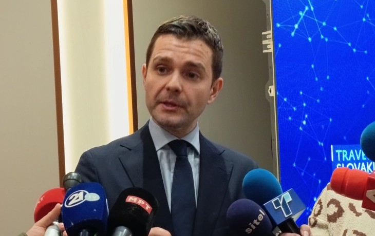 Скопје за дијалог со Софија, но без мешање во изборната реторика, истакна Муцунски