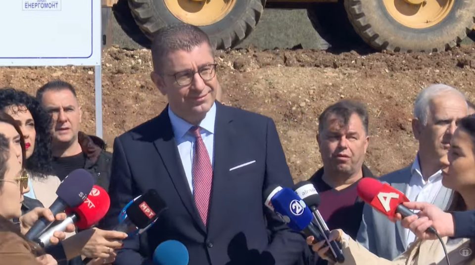 Мицкоски: Нема прекини во снабдувањето на гориво