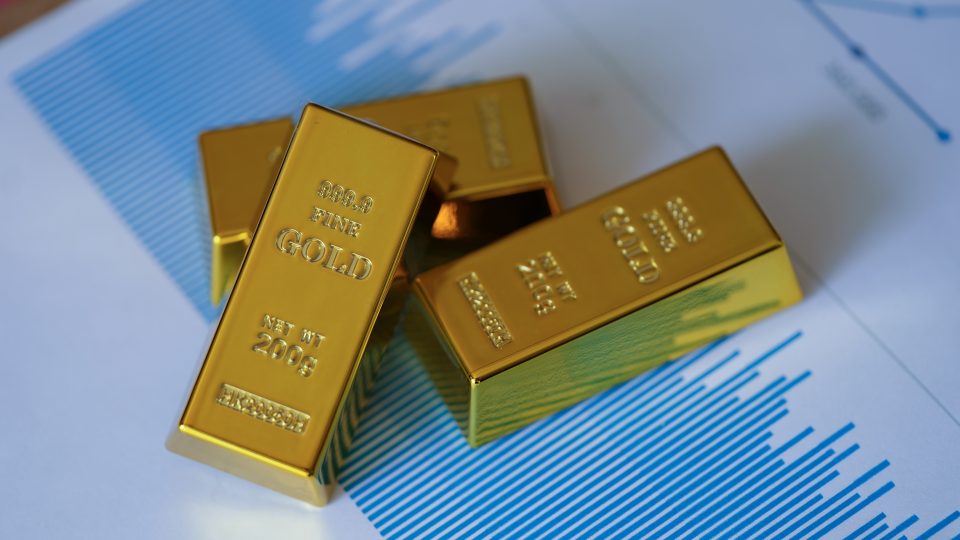 Цената на златото се врати над 4.150 долари